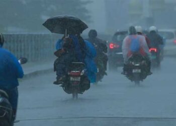 സൂക്ഷിക്കുക!! ഏപ്രിലിൽ കേരളത്തിലും കർണാടകയിലും കനത്ത മഴയ്ക്കും ഉരുൾപൊട്ടലിന് സാധ്യത, വടക്കു കിഴക്കൻ സംസ്ഥാനങ്ങളിൽ വെള്ളപ്പൊക്കത്തിനും സാധ്യത- ജാ​ഗ്രതാ നിർദേശവുമായി കാലാവസ്ഥാ വകുപ്പ്