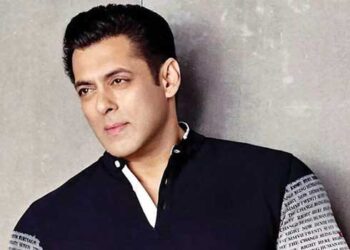 ‘വീട്ടിൽ കയറി കൊല്ലും! കാർ ബോംബ് വച്ച് തകർക്കും’!! ഗതാഗത വകുപ്പിന്റെ ഓഫിസിലെ വാട്‌സാപ് നമ്പറിലേക്ക് ഭീഷണി സന്ദേശം !! സ്വന്തം വീട്ടിൽ പോലും കയറാനാകാതെ നടൻ സൽമാൻ ഖാൻ