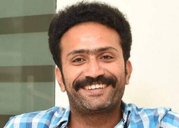 അക്രമികൾ ആണെന്ന് കരുതി ഭയന്നോടിയതാണെന്ന് ഷൈൻ,  വാട്സ്ആപ്പ് ചാറ്റുകളും ഗൂഗിൾ പേ ഇടപാടുകളും പരിശോധിച്ച് പൊലീസ്