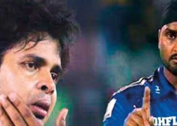 ‘ആ ചെയ്തത് ഒട്ടും ശരിയായിരുന്നില്ല, അത് എന്റെ മാത്രം പിഴവാണ്, ഞാനും മനുഷ്യനല്ലേ, ദൈവമൊന്നുമല്ലല്ലോ’… 17 വർഷങ്ങൾക്കു മുൻപ് കളിക്കളത്തിൽ ശ്രീശാന്തിനെതിരെ തനിക്കുപറ്റി തന്റെ തെറ്റ് വീണ്ടും വീണ്ടും ഏറ്റുപറഞ്ഞ് പറഞ്ഞ് ഹർഭജൻ- വീഡിയോ