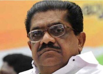 ദിവ്യയ്ക്ക് ഔചിത്യമില്ല- വിഎം സുധീരൻ, കെ മുരളീധരന്റെ വിമർശനം ഒഴിവാക്കേണ്ടത്, കുറഞ്ഞപക്ഷം സഹപ്രവർത്തകന്റെ ഭാര്യയാണ് എന്നെങ്കിലും ഓർക്കണമായിരുന്നു, കൂടാതെ ജി കാർത്തികേയന്റെ മരുമകളും- എകെ ബാലൻ