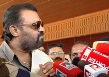 ഏതാ ചാനൽ… അതങ്ങ് ബ്രിട്ടാസിന്റെ വീട്ടിൽകൊണ്ടുവച്ചാൽ മതി കേട്ടോ… ബി കെയർഫുൾ, സൗകര്യമില്ല പറയാൻ!! ജബൽപുരിൽ ഉണ്ടായ ആക്രമണം അത് അങ്ങോട്ടും ഇങ്ങോട്ടും നടക്കുന്ന സംഭവമാണ്- എന്തേ ആങ്ങളയും പെങ്ങളും മുനമ്പത്ത് വരാതിരുന്നത്- ക്ഷുപിതനായി സുരേഷ് ​ഗോപി