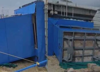 ആലപ്പുഴ ബീച്ചിലെ കട തകർന്ന് ദേഹത്തേക്കുവീണ് പെൺകുട്ടിക്ക് ദാരുണാന്ത്യം, അപകട സുഹൃത്തിനൊപ്പം ബീച്ചിൽ നിൽക്കവെ മഴയിൽ നിന്നു രക്ഷപെടാൻ ബജി കടയിലേക്ക് ഓടിക്കയറിയപ്പോൾ