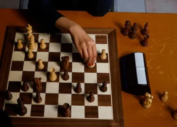 ചെസ്സിനും ചെക്ക് വച്ച് താലിബാൻ!!!  ചൂതാട്ടത്തിനിടയാക്കുമെന്ന് വിചിത്ര വാദം,  ചെസ്സിന് അനിശ്ചിതകാല വിലക്ക്