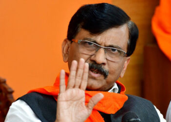 പഹൽഗാം ആക്രമണത്തിൽ ഉൾപ്പെട്ട തീവ്രവാദികൾ കൊല്ലപ്പെടാത്തിടത്തോളം ഓപ്പറേഷൻ സിന്ദൂർ വിജയമല്ല… മോഡി രാജ്യത്തെ വഞ്ചിച്ചെന്ന് ശിവസേന