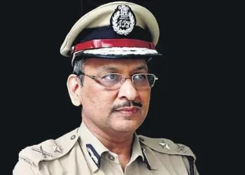 തോന്നിയ പോലെ  പരോൾ നൽകേണ്ട… വിസ്മയ കേസ് പ്രതിക്കടക്കം പരോൾ അനുവദിച്ച ജയിൽ മേധാവിക്ക് മേല്‍ പിടുത്തമിട്ട്   ആഭ്യന്തര സെക്രട്ടറി