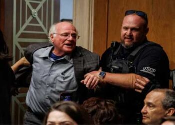 ഈ യുദ്ധവെറി എന്തിന്? ​ഗാസയിലെ കുഞ്ഞുങ്ങൾക്കാവശ്യം ഭക്ഷണങ്ങളാണ്… യുഎസ് ഗാസയിലെ കുഞ്ഞുങ്ങളെ കൊല്ലാനുളള ബോംബുകൾക്ക് പണം നൽകുന്നു!! ബഡ്ജറ്റ് പ്രൊപ്പോസലിനിടെ അലറിവിളിച്ചു ബെൻ കോഹൻ- വീഡിയോ