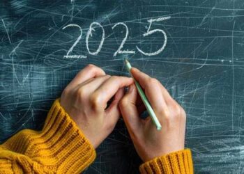 ഇനി വിദ്യാഭ്യാസ കലണ്ടറിൽ കറുപ്പുമഷികൾ കൂടുതൽ!! ഹൈസ്‌കൂൾ ക്ലാസുകൾ അരമണിക്കൂർ കൂട്ടും, യുപിയിൽ രണ്ട് ശനിയാഴ്ചയും ഹൈസ്കൂളിന് ആറ് ശനിയാഴ്ചയും പ്രവൃത്തി ദിനം, കലണ്ടർ തീരുമാനം കോടതിയെ അറിയിക്കും