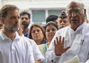 ട്രംപിന്റെ വെടിനിർത്തൽ പ്രസ്താവന കള്ളമോ? ഇന്ത്യ ഷിംല കരാറിൽനിന്ന് പിൻവാങ്ങിയിട്ടുണ്ടോ?, മൂന്നാം കക്ഷിക്ക് ഇടപെടാനുള്ള വാതിൽ ഇന്ത്യ തുറന്നിട്ടോ?, മുന്നോട്ടുള്ള കൂട്ടായ യാത്രയ്ക്ക് പാർലമെന്റ് സമ്മേളനം അത്യാവശ്യം- പ്രതിപക്ഷം