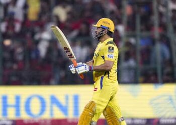 എന്റെ പിഴ, എന്റെ മാത്രം പിഴ!! കൂടെയുണ്ടായിരുന്നവർ നന്നായി കളിച്ചു, കുറച്ചുകൂടി മികച്ച ഷോട്ടുകൾ കളിക്കാൻ സാധിച്ചിരുന്നെങ്കിൽ സമ്മർദ്ദം അയയുമായിരുന്നു, ആർസിബിക്കെതിരെ രണ്ട് റൺസിന്റെ തോൽവിയുടെ ഉത്തരവാദിത്തം ഏറ്റെടുത്ത് ധോണി