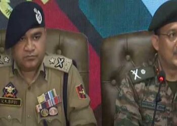 കശ്മീർ താഴ്വരയിൽ ഭീകരർക്കെതിരെ സന്ധിയില്ലാ സമരം, 48 മണിക്കൂറിനുള്ളിൽ വധിച്ചത് 6 കൊടുഭീകരരെ!! കൊല്ലപ്പെട്ടവരിൽ ജർമൻ വിനോദസഞ്ചാരികളെ ആക്രമിച്ച ഷാഹിദ് കുട്ടേയും, ഭീകരർക്ക് വിദേശഫണ്ട് എത്തിച്ചിരുന്നതും ഇയാൾ