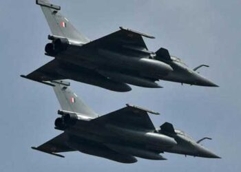 ഇന്ത്യൻ പ്രതിരോധം പരീക്ഷിക്കാൻ പാക് ശ്രമം, സൈന്യം വർഷിച്ച ഡ്രോണുകളിൽ ആയുധമില്ലാത്തവയും!! പാക് സേന തൊടുത്തുവിട്ട പല ഡ്രോണുകളും പാക് ഗ്രൗണ്ട് സ്റ്റേഷനുകളിലേക്ക് ദൃശ്യങ്ങൾ അയച്ചുകൊടുക്കാൻ പാകത്തിന് ക്യാമറകൾ ഘടിപ്പിച്ചവ- എല്ലാം തകർത്തതായി കേണൽ ഖുറേഷി .