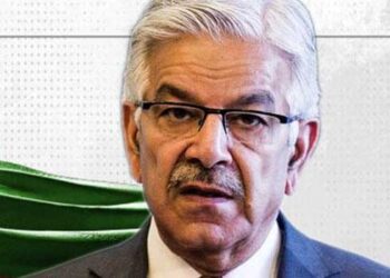 ശിവനേ, ഇതിലും ഭേദം ഏതേലും മിസൈൽ ആയിരുന്നു!! ഇന്ത്യയുടെ ഒന്നും രണ്ടുമല്ല അഞ്ച് ജെറ്റ് വിമാനങ്ങൾ വെടിവെച്ചിട്ടുട്ടുണ്ട്- ഖ്വാജ ആസിഫ്- തെളിവെവിടെ?- ഏത് പോർവിമാനമാണ് ഇന്ത്യൻ ജെറ്റുകൾ വെടിവെച്ചിടാൻ ഉപയോ​ഗിച്ചത്? പാക്കിസ്ഥാൻ ചൈനീസ് ഉപകരണങ്ങൾ ഉപയോഗിച്ചോ? അവതാരകയുടെ തുടരെത്തുടരെയുള്ള ചോദ്യത്തിൽ ഉത്തരമില്ലാതെ വെള്ളംകുടിച്ച് പാക് പ്രതിരോധമന്ത്രി