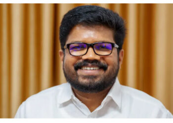 വേദിയില്‍ ഇരുന്നത് സംഘാടകരുടെ ആവശ്യപ്രകാരം,  ബിജെപിക്കൊപ്പം കോണ്‍ഗ്രസും രാജീവ് ചന്ദ്രശേഖറിനെ വെള്ള പൂശാൻ ശ്രമിക്കുന്നു – കെ കെ രാഗേഷ്