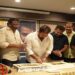 ‘ചടങ്ങുകൾ ഇനിയുമുണ്ടാകുമോ രഞ്ജിത്തേ’… ഹൃദയപൂർവ്വം ലൊക്കേഷനിൽ തുടരും സിനിമയുടെ വിജയാഘോഷം