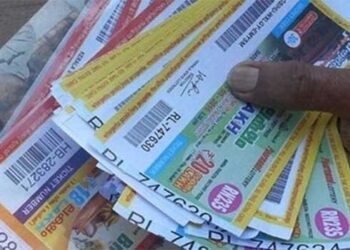 വിഷു ബംപർ കോഴിക്കോട് വിറ്റ ടിക്കറ്റിന്, ടിക്കറ്റ് നമ്പർ VD204266, ആ ഭാ​ഗ്യശാലി ആരായാലും കടന്നു വരൂ, കടന്നു വരൂ…