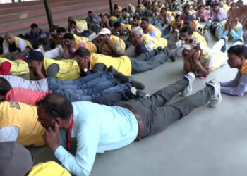 ബ്ലാക്ക് ഔട്ട് സൈറണ്‍ കേള്‍ക്കുമ്പോള്‍  ഗ്യാസും വൈദ്യുത ഉപകരണങ്ങളും  ഓഫ് ചെയ്യണം… പൊതുസ്ഥലങ്ങളില്‍ നില്‍ക്കുന്നവര്‍ അടുത്തുള്ള കെട്ടിടങ്ങളിലേക്ക് ഓടി കയറണം, എല്ലാ ജില്ലകളിലും ഇന്ന്  വൈകിട്ട് മോക്ക് ഡ്രില്‍