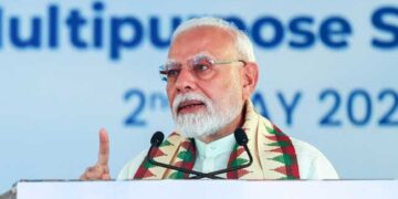 കാര്യം അങ്ങട് വ്യക്തമായില്ല അല്ലേ? നിങ്ങളീ പരിഭാഷ എങ്ങോട്ടാണ് കൊണ്ടുപോകുന്നത്- തന്റെ പ്രസം​ഗം തെറ്റായി പറഞ്ഞ പരിഭാഷകനോട് മോദി