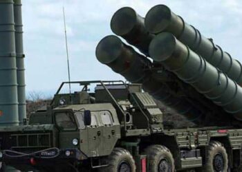 പേടികൊണ്ട് ഒന്ന് ഉറങ്ങിയിട്ട് നാലുദിവസമായി, രാത്രിയായാൽ വൈദ്യുതിയില്ല, ചുറ്റും ഇരുട്ടും വെടിയൊച്ചകളും മാത്രം!! തമിഴ്നാട്ടിലെ വിദ്യാർഥികളൊക്കെ നാളെ മടങ്ങുകയാണ്, ഞങ്ങളെ നാട്ടിലെത്തിക്കാൻ ആരുമില്ല- കശ്മീരിലെ മലയാളി വിദ്യാർഥികൾ