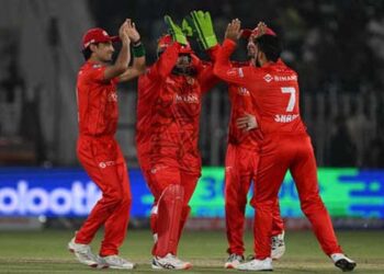 കൂടും കുടുക്കയും ഉപേക്ഷിച്ച് രായ്ക്ക് രാമാനം ദുബായിക്ക് രക്ഷപെട്ടു!! പിഎസ്എല്ലിലെ വിദേശതാരങ്ങൾ രക്ഷപ്പെട്ടത് ല​ഗേജുകൾ പാക്കിസ്ഥാനിൽ തന്നെ ഉപേക്ഷിച്ച്