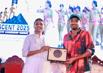 ദുൽഖർ സൽമാൻ- നഹാസ് ഹിദായത്ത് ചിത്രം  ഐ ആം ഗെയിമിന്റെ ചിത്രീകരണത്തിനിടയിൽ സ്റ്റുഡൻറ് കേഡറ്റ് ലീഡർഷിപ് സമ്മിറ്റ്  അസെന്റ് 2025 ഉദ്‌ഘാടനം ചെയ്ത് ആന്റണി വർഗീസ്