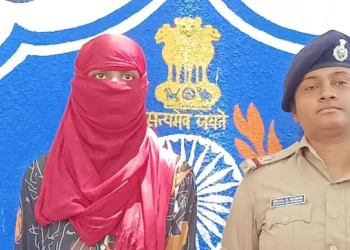 പതിനൊന്നു വയസുകാരനുമായി ഒളിച്ചോടി, ഹോട്ടലിൽ മുറിയെടുത്ത് ശാരീരികപീഡനം, 23 കാരിയായ ട്യൂഷൻ ടീച്ചർ അറസ്റ്റിൽ