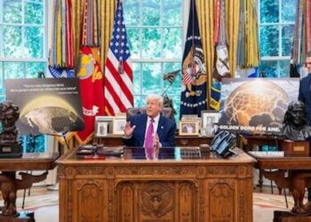 ഇനി മിസൈൽ അങ്ങ് ബഹിരാകാശത്തുനിന്ന് തൊടുത്താൽ പോലും ഇങ്ങ് അമേരിക്ക തടുക്കും, ഒരുങ്ങുന്നു ഗോൾഡൺ ഡോം