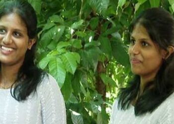 ഇരട്ടകൾ എന്നു പറഞ്ഞാൽ ഇങ്ങനെ വേണം!! ബിരുദ പരീക്ഷയിൽ ഒരേ മാർക്കോടെ ഒന്നാം റാങ്ക് പങ്കുവച്ച് സഹോദരിമാർ