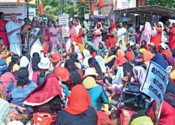 ആശാ സമരത്തെ അപമാനിച്ചവര്‍ക്ക് വോട്ടില്ല!!! എൽഡിഎഫിനെതിരെ പ്രചരണം നടത്താൻ ആശമാർ   നിലമ്പൂരിലേക്ക്, 12 മുതൽ വീട് കയറി പ്രചരണം