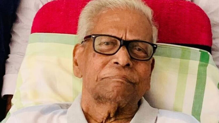 വി എസ് അച്യുതാനന്ദന്‍ ചികിത്സയിൽ തുടരുന്നു; ആരോഗ്യനില തൃപ്തികരമെന്ന് ഡോക്ടർമാർ