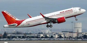 156 യാത്രക്കാരുമായി ഡൽഹിക്കു പുറപ്പെട്ട എയർ ഇന്ത്യ വിമാനത്തിന് ബോംബ് ഭീഷണി, തായ്‌ലൻഡിലെ ഫുക്കെറ്റിൽ അടിയന്തര ലാൻഡിങ്