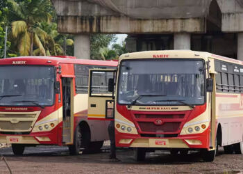 ‘ഇതെന്ത് ഡിസൈൻ! പത്ത് വർഷം പുറകോട്ട് പോയ പോലെ’; കെഎസ്ആർടിസിയുടെ പുതിയ ലുക്കിൽ ഫാൻസ് അസ്വസ്ഥരാണ്, ചിത്രങ്ങൾ വൈറൽ