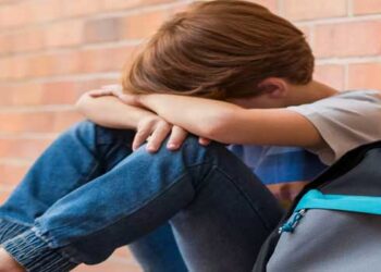 മുടി വെട്ടിയതു ശരിയായില്ല, പ്രവേശനോത്സവ ദിവസം തന്നെ ഒമ്പതാംക്ലാസ് വിദ്യാർഥിയെ ക്ലാസിനു വെളിയിൽ നിർത്തി, ചൈൽ‌ഡ് വെൽഫയർ കമ്മിറ്റിക്കും മനുഷ്യാവകാശ കമ്മിഷനും പരാതി നൽകി പിതാവ്