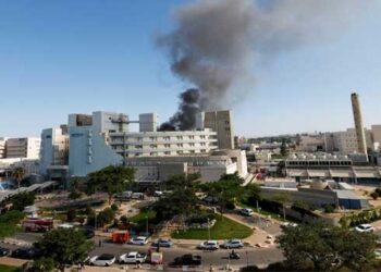 മുൻകൂട്ടി അറിയിച്ച് ആളുകളെ ഒഴിപ്പിച്ച ശേഷം ആക്രമണം, ഇറാൻ അറാക് ആണവനിലയം തകർത്ത് ഇസ്രയേൽ, ടെൽ അവീവ് ഉൾപെടെ നാലു ന​ഗരങ്ങളിൽ ഇറാന്റെ കനത്ത വ്യോമാക്രമണം, ലക്ഷ്യം കമാൻഡ് ആൻഡ് ഇന്റലിജൻസ് ആസ്ഥാനവും സൈനിക ഇന്റലിജൻസ് ക്യാംപും