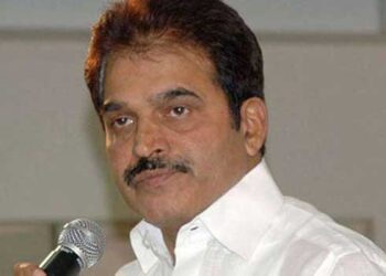 പൂരം കലക്കി ബിജെപിക്ക് അക്കൗണ്ട് തുറക്കാൻ‌ സഹായിച്ചത് മുഖ്യമന്ത്രി, സുനിൽ കുമാറിനെ തൃശൂരിൽ ചതിച്ചു, അറേബ്യൻ നാടുകളിലെ എല്ലാ സുഗന്ധദ്രവ്യങ്ങൾ കൊണ്ടുവന്നാലും പിണറായിയുടെ കൈയ്യിലെ പാപക്കറ കഴുകി കളയാനാകില്ല- കെസി വേണുഗോപാൽ