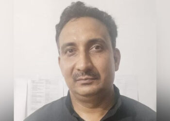 ഫിസിയോതെറാപ്പിക്കിടെ ചികിത്സാ  മുറിയിൽ വച്ച് കയറിപ്പിടിച്ചു, വിദ്യാർഥിനിയെ പീഡിപ്പിക്കാൻ ശ്രമിച്ച 42 കാരനായ ഫിസിയോതെറാപ്പിസ്റ്റ് അറസ്റ്റിൽ