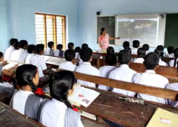 അസാധാരണ നടപടി, വിദ്യാഭ്യാസ വകുപ്പിൽ സമഗ്രമാറ്റം, 67732 അധ്യാപകർക്ക് സ്ഥലംമാറ്റം