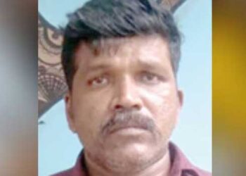 മദ്യപിച്ച് വാഹനമോടിച്ചതിന് കസ്റ്റഡിയിലെടുത്തു, ജീപ്പിൽ കൊണ്ടുപോകവെ സമീപത്തിരുന്ന പോലീസുകാരന്റെ മൊബൈൽ അടിച്ചുമാറ്റി!! ജാമ്യത്തിൽ പോയ പ്രതിയെ മറ്റൊരു കേസിൽ പിടികൂടി ചോദ്യം ചെയ്തപ്പോൾ കിട്ടിയത് ഒന്നിനുപകരം രണ്ട് മൊബൈലുകൾ