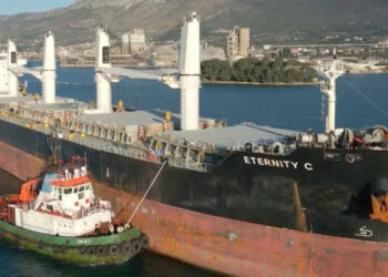 ചെങ്കടലിൽ ഹൂതികൾ ആക്രമിച്ച രണ്ടാമത്തെ കപ്പലും മുങ്ങി; 7 ജീവനക്കാരെ രക്ഷിച്ചു, ഒരു ഇന്ത്യാക്കാരനും, 14 പേരെ കാണാതായി