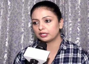 മകളുടെ പേരിലുള്ള ഭൂമിയിലെ നിർമാണ പ്രവർത്തനവുമായി ബന്ധപ്പെട്ട തർക്കം, ഷമിയുടെ മുൻ ഭാര്യയ്ക്കെതിരെ കേസ്, അയൽക്കാരിയെ മർദിക്കുന്നതിൻരേയും പിടിച്ചുതള്ളുന്നതിന്റേയും ദൃശ്യങ്ങൾ പുറത്ത്