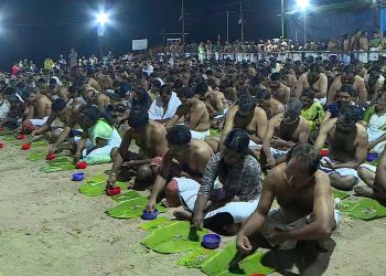 പൂർവിക സ്മരണയിൽ ഇന്ന് കർക്കിടക വാവുബലി; പിതൃതർപ്പണത്തിന് വിവിധയിടങ്ങളിൽ വിപുലമായ സജ്ജീകരണങ്ങൾ