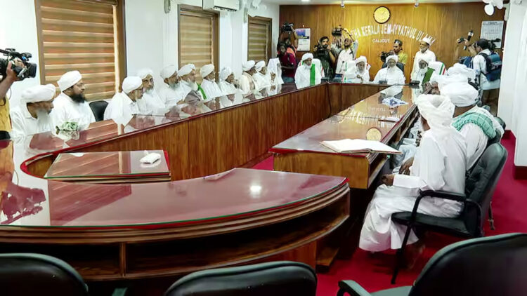 സ്കൂൾ സമയമാറ്റം: മദ്രസ പഠനത്തെ ബാധിക്കും, സർക്കാരിനെതിരെ സമരം തുടങ്ങാൻ സമസ്ത, ഇന്ന് സമരപ്രഖ്യാപന കൺവെൻഷൻ