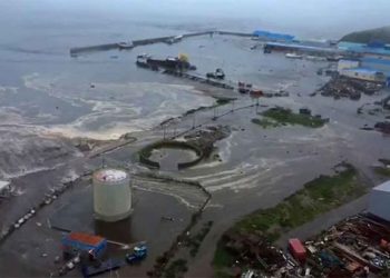 റഷ്യയ്ക്കും ജപ്പാനും പിന്നാലെ യുഎസ് തീരം തൊട്ട് സൂനാമി തിരകൾ; 9.8 അടി വരെ ഉയർന്നേക്കും, അതീവ ജാഗ്രത