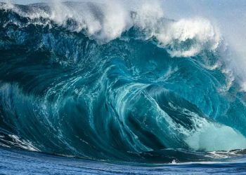 അതിശക്തമായ ഭൂകമ്പം; റഷ്യൻ തീരങ്ങളിൽ ആഞ്ഞടിച്ച് സൂനാമി തിരമാലകൾ; അതീവ ജാഗ്രതയിൽ ജപ്പാനും അമേരിക്കയും