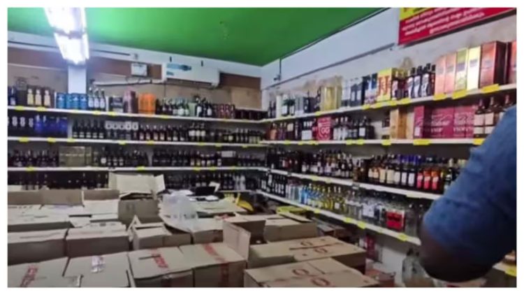 ചാലക്കുടി ബിവറേജസിലെ മോഷണം: കവർന്നത് 41270 രൂപയുടെ മദ്യം, 4 സിസിടിവി ക്യാമറകളും നശിപ്പിച്ചു