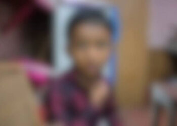 ചായക്കടയിലിരുന്ന കുഞ്ഞിൻ്റെ കഴുത്തിലും മുഖത്തും മുറിവ്; അമ്മയും അമ്മൂമ്മയും ഉപദ്രവിച്ചെന്ന് മൊഴി, കേസെടുത്ത് പൊലീസ്