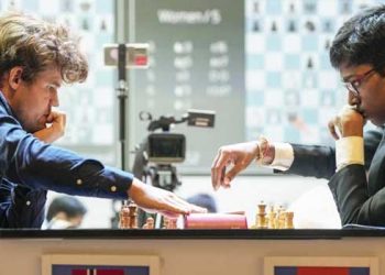 ‘ആരൊരാളെൻ കുതിരയെ കെട്ടുവാൻ, ആരൊരാളതിൻ മാർഗ്ഗം മുടക്കുവാൻ’?!! കാൾസനെ 39 നീക്കങ്ങളിൽ നിലംപരിശാക്കി ഇന്ത്യൻ കൗമാര ​ഗ്രാൻമാസ്റ്റർ പ്രഗ്നാനന്ദ