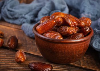 ഡയറ്റില്‍ കുതിര്‍ത്ത ഈന്തപ്പഴം ഉള്‍പ്പെടുത്തൂ, അറിയാം ഗുണങ്ങള്‍