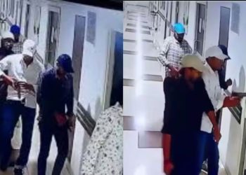 സിനിമാ രംഗങ്ങൾ മാറിനിൽക്കും, ആശുപത്രി വാര്‍ഡിലേക്ക് ഇരച്ചെത്തി അഞ്ചുപേര്‍, കയ്യിൽ ഗൺ, കൊന്നത് ചികിത്സയിലിരുന്ന ഗുണ്ടാ നേതാവിനെ