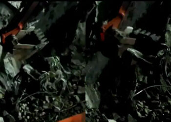 കോന്നി പയ്യനാമണ്ണിലെ പാറമട അപകടം: അജയ് റായുടെ മൃതദേഹം കണ്ടെത്തി, വടംകെട്ടിയിറങ്ങി മൃതദേഹം പുറത്തെടുക്കാൻ ശ്രമം